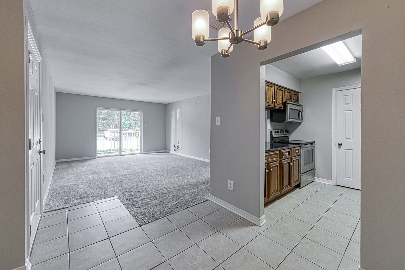 Grandview Pointe The Multifamily Advisory Group at Cushman & Wakefield